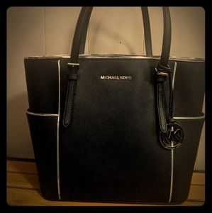 Michael Kors Jet Set  Saffiano leather tote